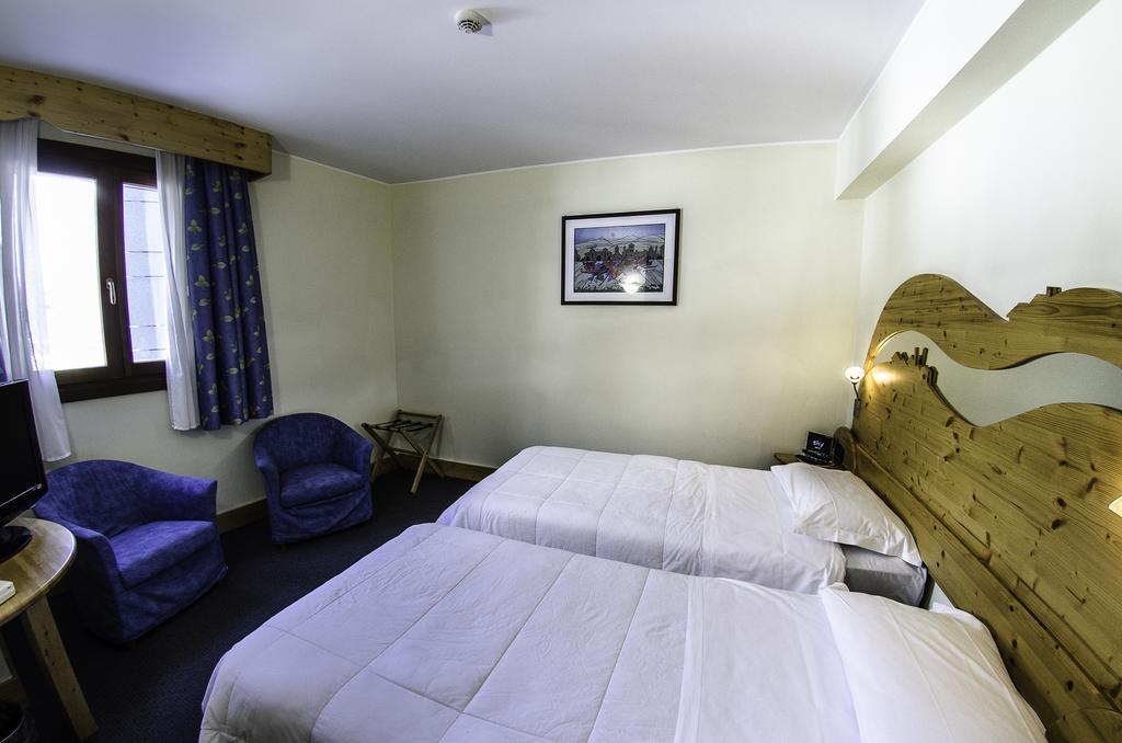 Hotel Rive - Complesso Turistico Campo Smith Bardonecchia Exterior foto
