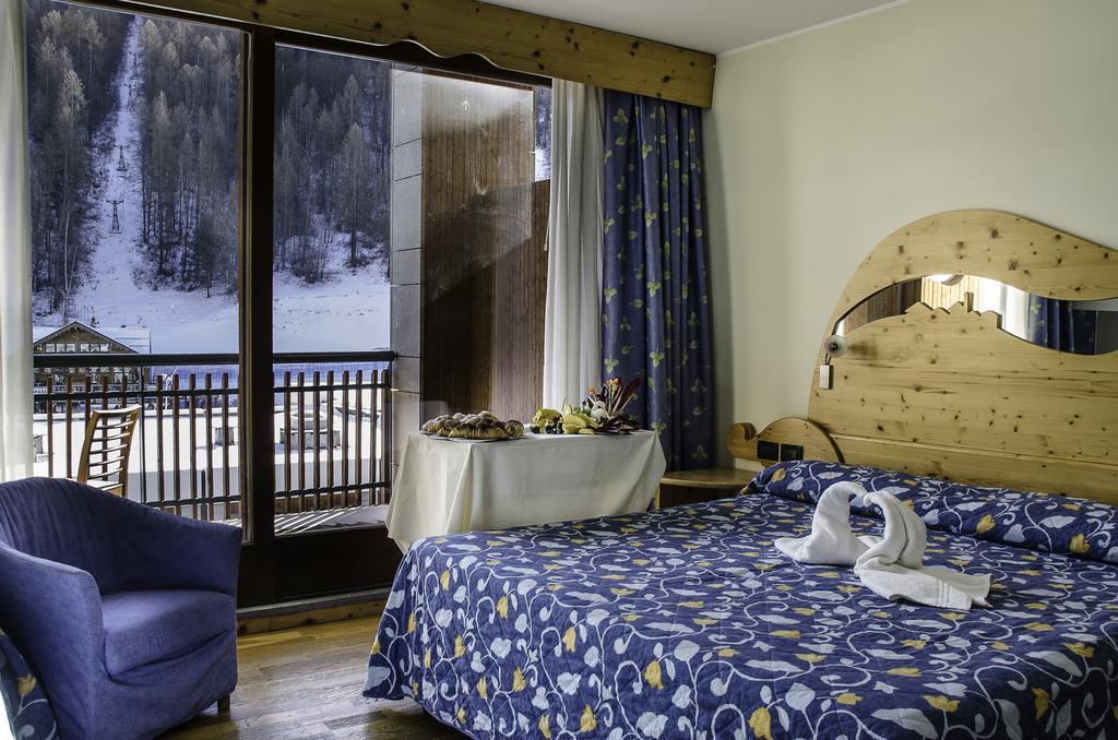 Hotel Rive - Complesso Turistico Campo Smith Bardonecchia Exterior foto